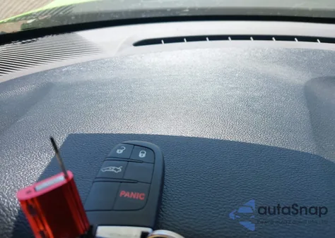 2015 Dodge Challenger R/T Plus z USA, uszkodzony, nr VIN 2C3CDZBT3FH839887